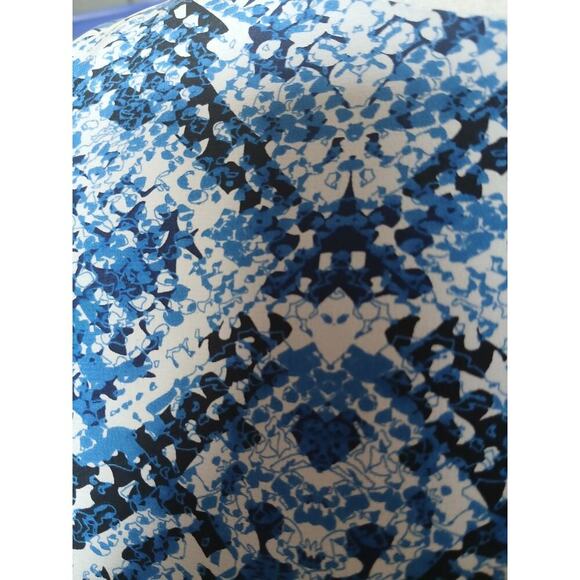 L.K. Bennett 100% Silk Dress size 6 - Picture 2 of 7